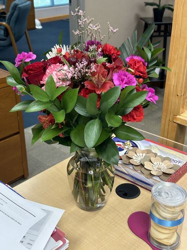 Customer photo review of Red Bloom Bouquet
