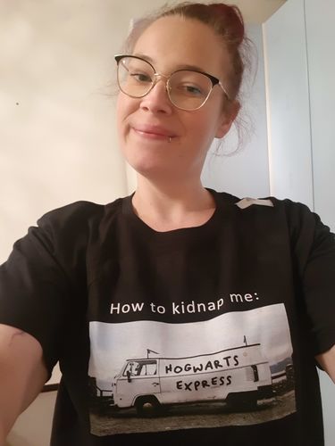 Customer photo review of HOGWARTS EXPRESS - UNISEX SHIRT
