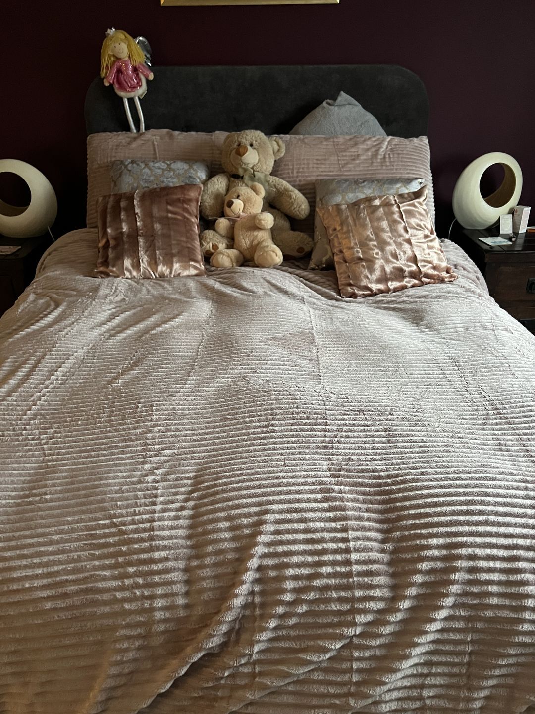 Customer photo review of Pink/ Grey Corduroy Ribbed Teddy Duvet Cover Set