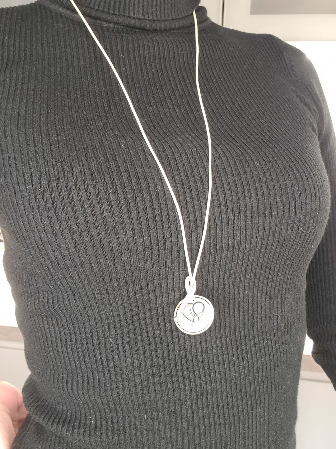Customer photo review of personalisierbare Halskette - Unendlichkeit