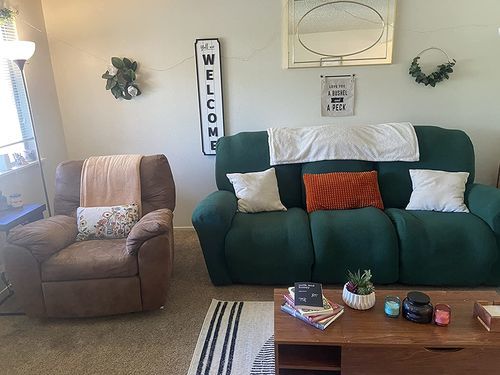 Customer photo review of 「🎉CYBER WEEK 40% OFF」4/6/8 Pieces Stretch Non-Slip Recliner Chair Cover