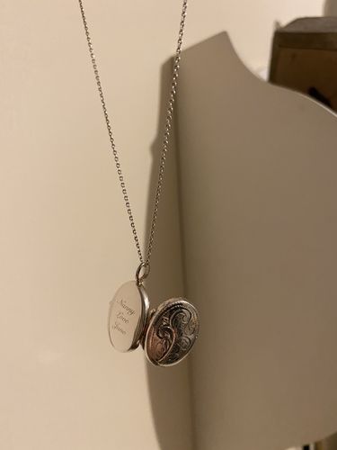 Customer photo review of Z Item Personalisation