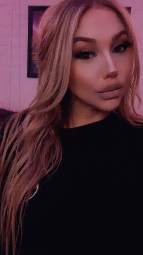 Customer photo review of Contour Palette