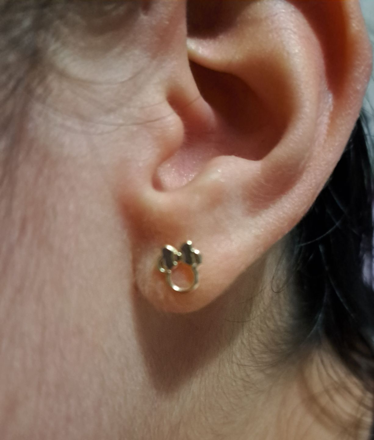 Customer photo review of Arete Mickey Y Minnie, Oro 10k. Set 2 Pares