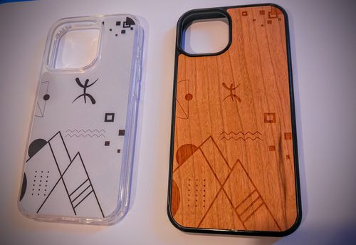 Customer photo review of Coque  ⵣ 'yaz' pour iPhone