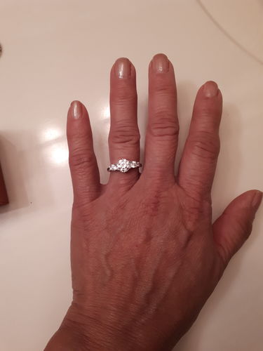Customer photo review of 5-Stone CZ Ring in Sterling Silver