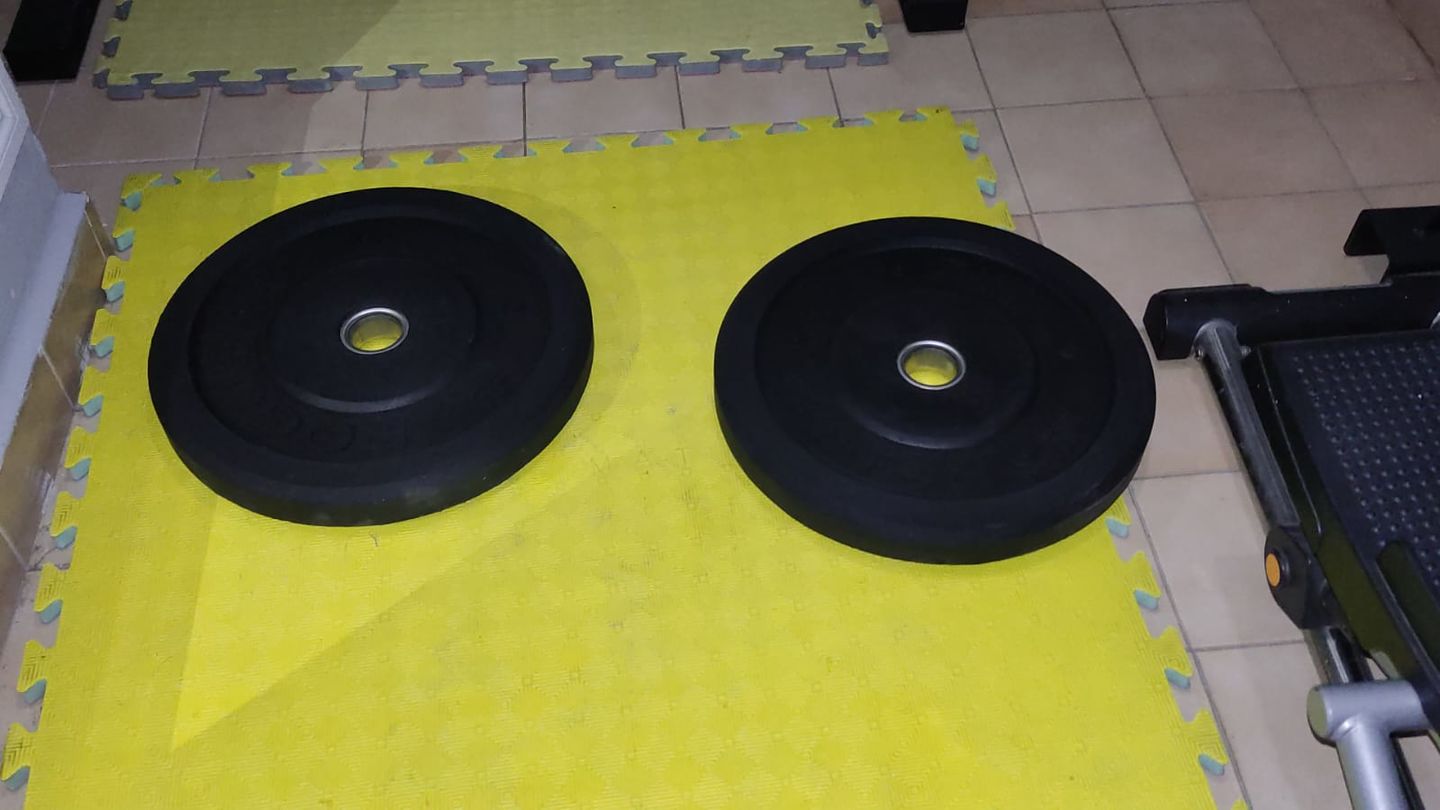 Customer photo review of Rogue Bumper Plate By Hi-Temp - Par