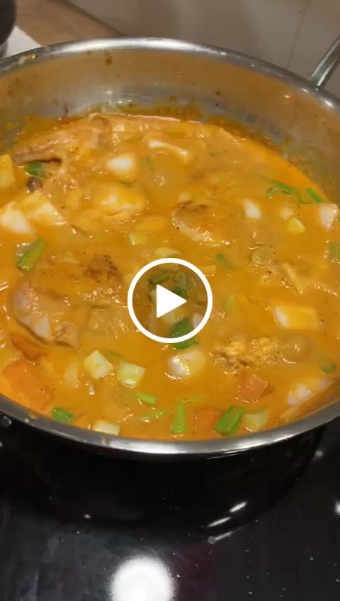 Customer video review of Premium Thai Sauce mit 10 Rezeptkarten (für 13-15 Portionen)
