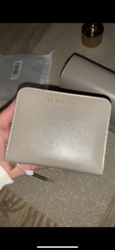 Customer photo review of KAIA - TAUPE