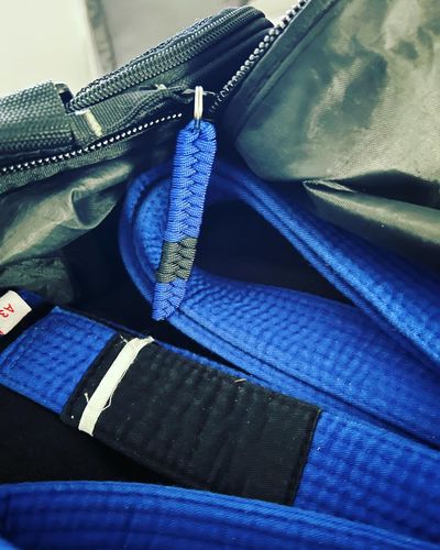 Customer photo review of Electric Blue Paracord