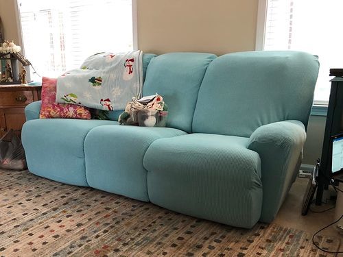 Customer photo review of 「🎉CYBER WEEK 40% OFF」4/6/8 Pieces Stretch Non-Slip Recliner Chair Cover