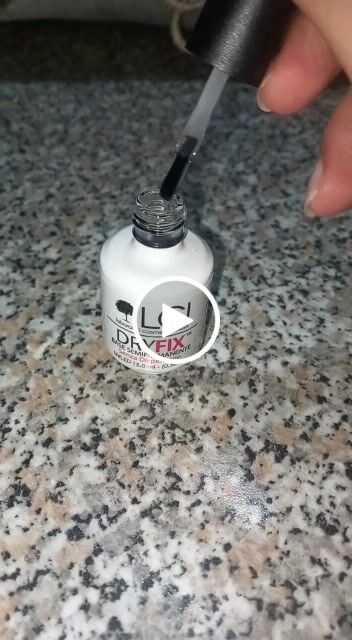 Customer video review of LCI Combo Pack: Base Dry Fix 15 ml + Cristal Top Dry Fix 15 ml