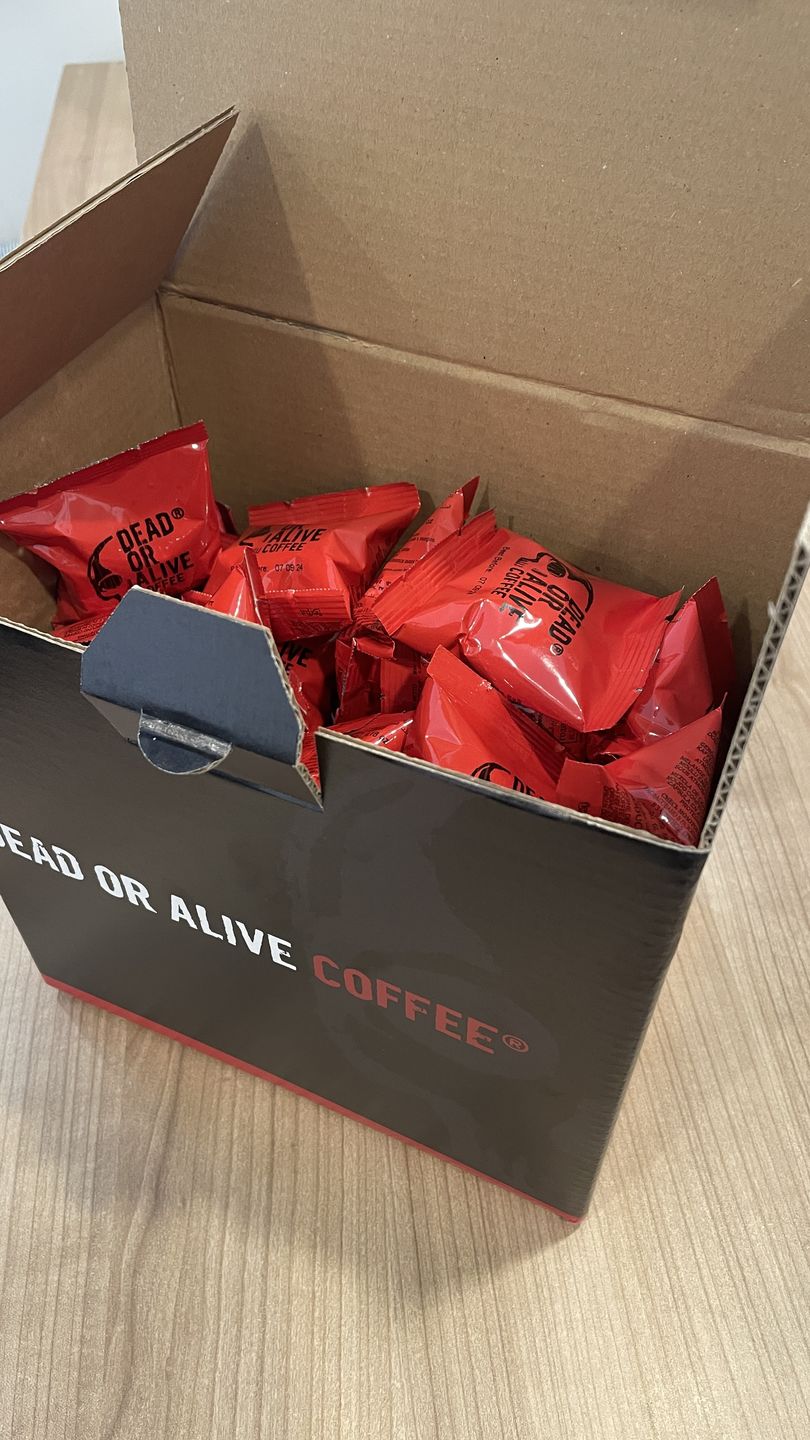 Customer photo review of DEAD OR ALIVE COFFEE Nespresso-kompatible Kapseln, Espresso, Medium-Dark Röstung, säurearm