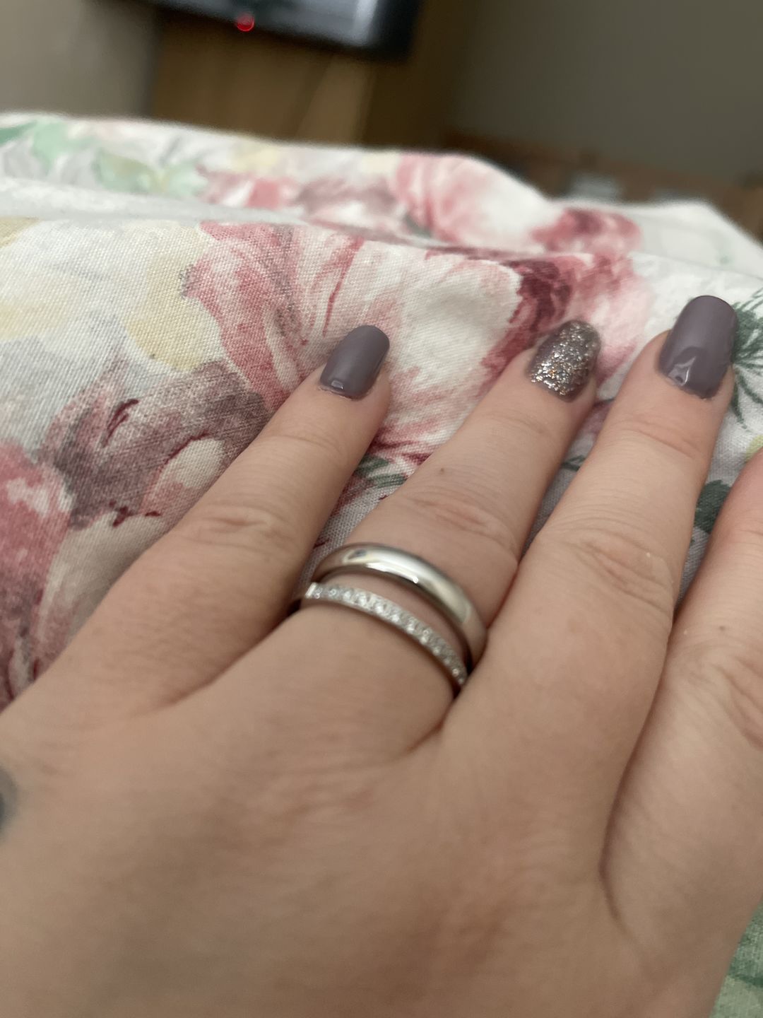 Customer photo review of White Gold 2mm Half Glitz Ring