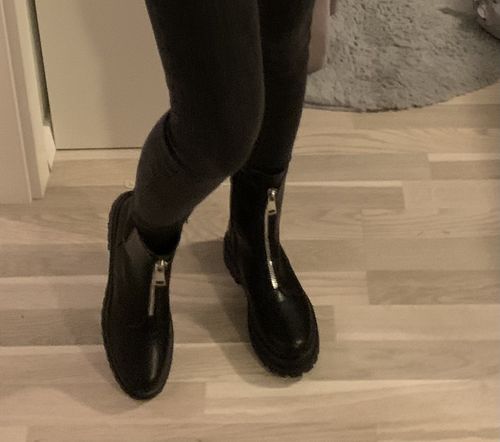 Customer photo review of Viola Boots - Schwarz