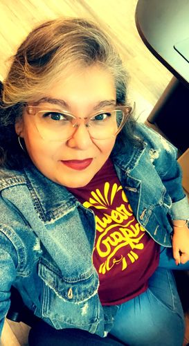 Customer photo review of Relaxed Fit Women’s Brown Sugar Tee