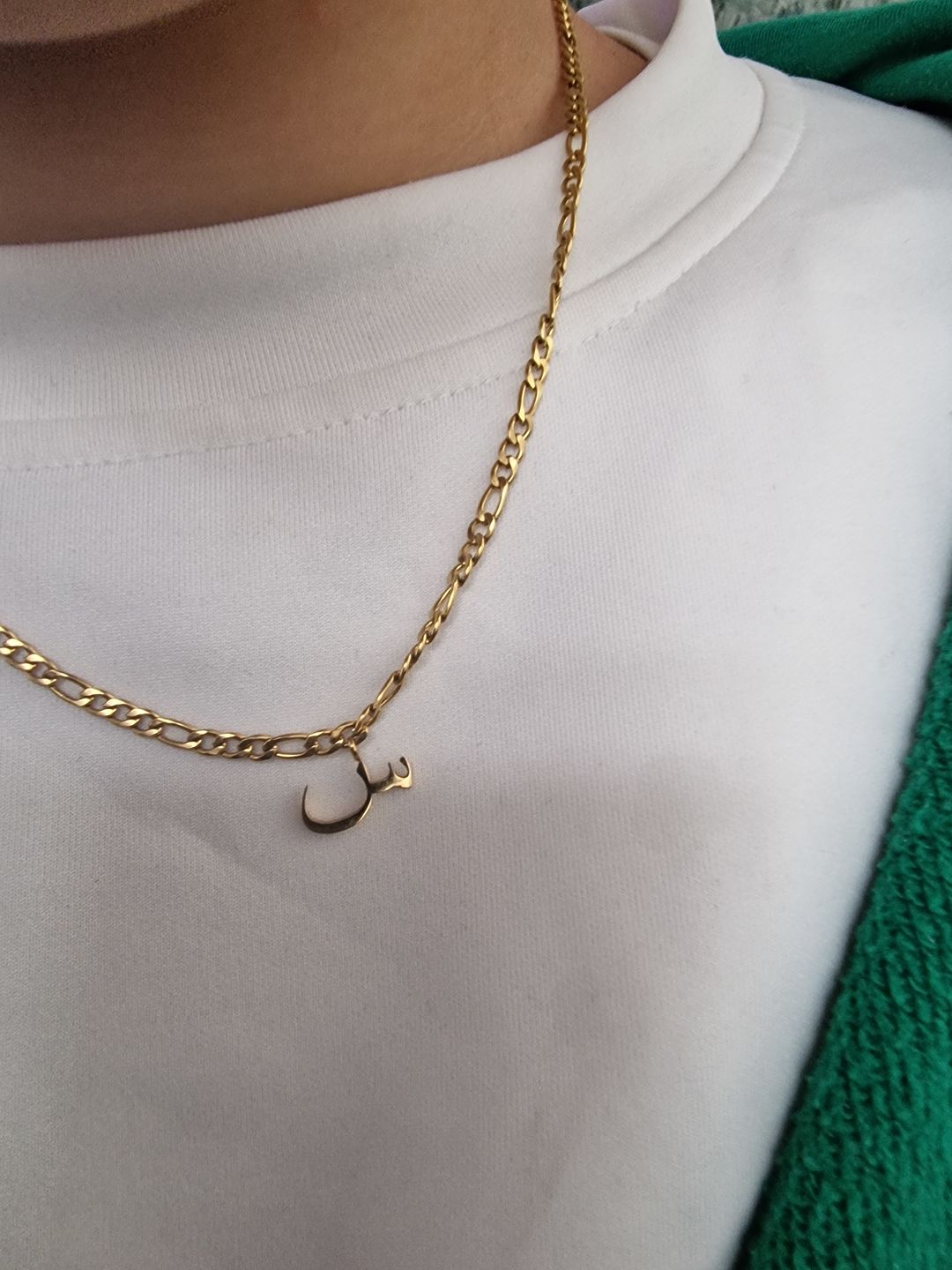 Customer photo review of Arabic Letter Halskette | 18K vergoldet