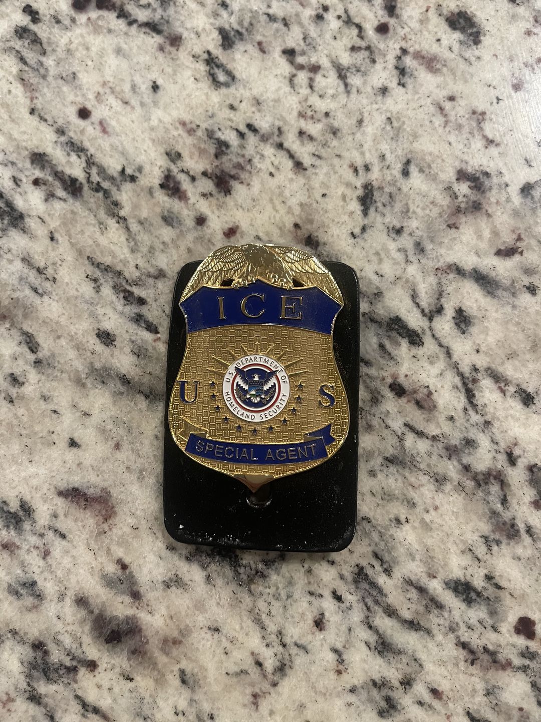 Customer photo review of US ICE Special Agent Badge Solid Copper Replica Movie Props