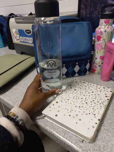 Customer photo review of 1L Still Mineral Water - ZEROPET Bottle (Pack of 12)