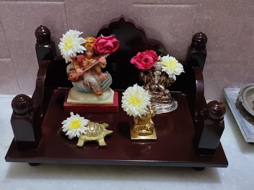Customer photo review of Wooden Deity Stand / Aasanam For Home Deity