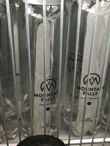 Customer photo review of 1L Sparkling Mineral Water - ZEROPET Bottle (Pack of 12)