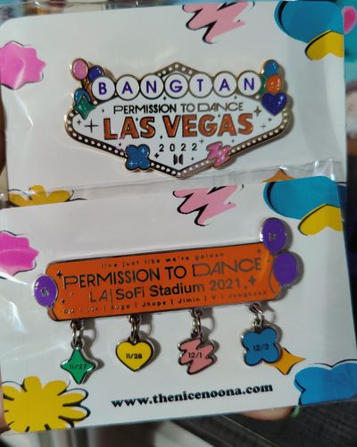 Customer photo review of BTS PTD Concert Set Enamel Pins