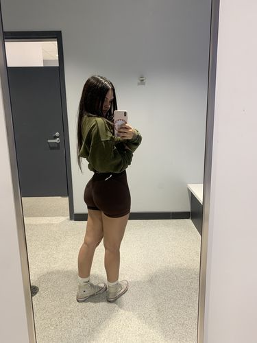 Customer photo review of Brown Side Contour Scrunch Butt Biker Shorts