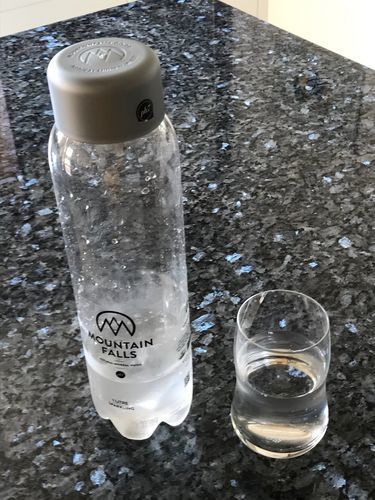Customer photo review of 1L Sparkling Mineral Water - ZEROPET Bottle (Pack of 12)