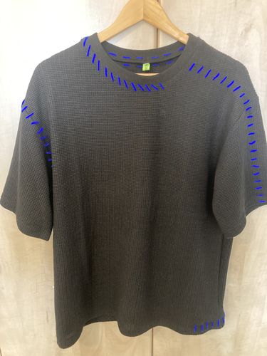 Customer photo review of Contrast Stitching Crew Neck 3/4 Sleeves Top