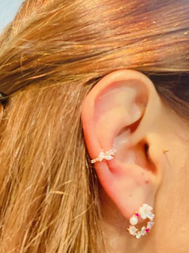 Customer photo review of Earcuff Julie Or Rose
