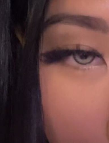 Customer photo review of Himalaya Brown Contact Lenses(12 months of use)