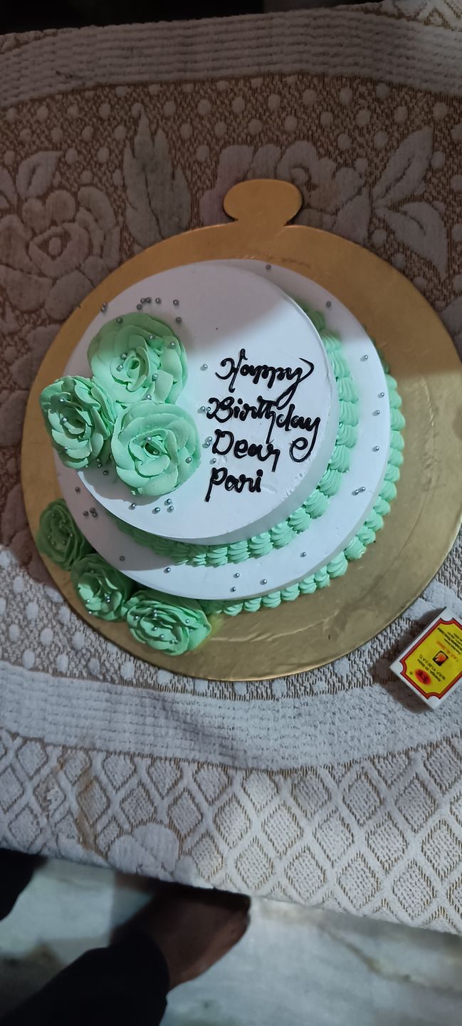 Customer photo review of Floral Cake 2