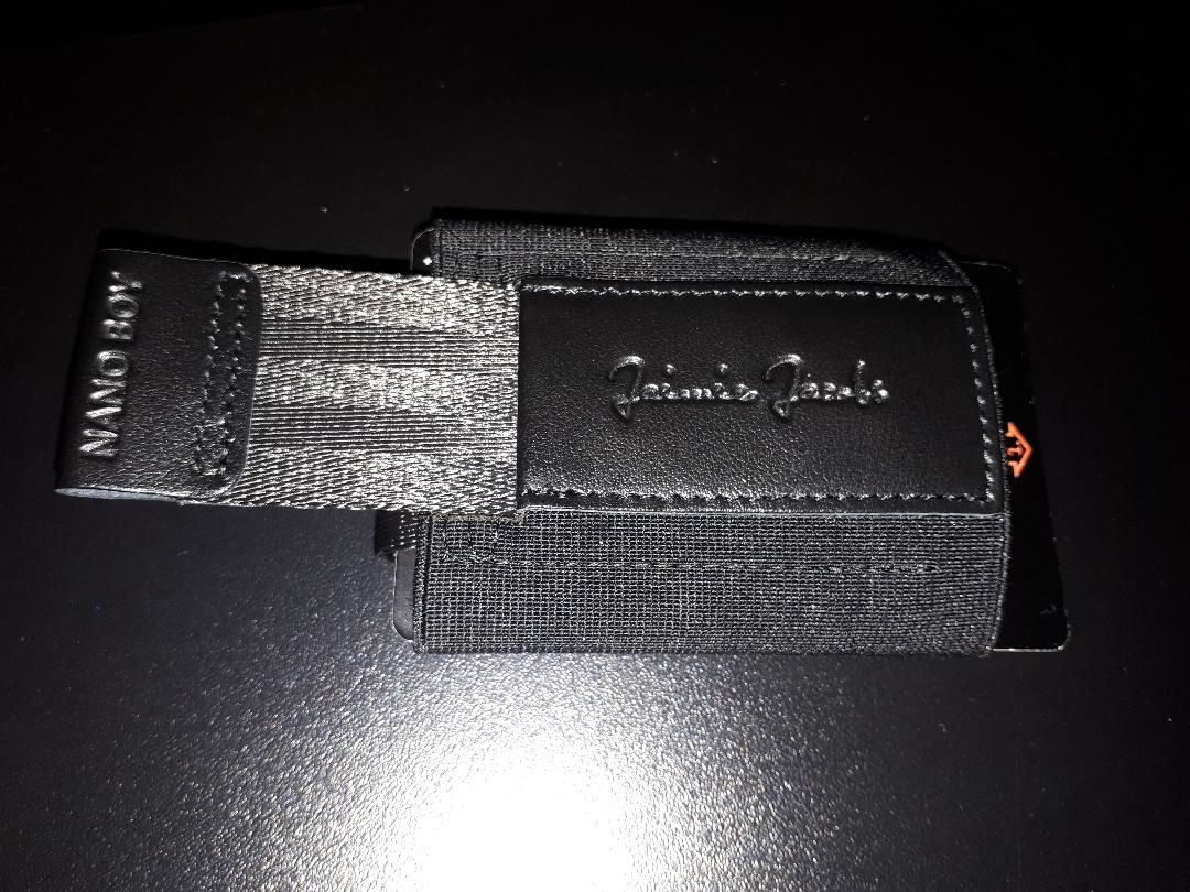 Customer photo review of Nano Boy card holder wallet with small elastic coin pocket