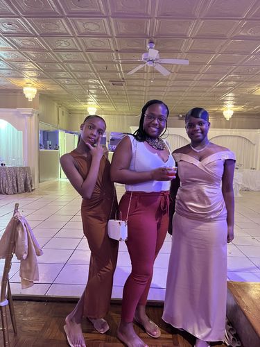 Customer photo review of Luxe Diva Pants (JQ Rust)