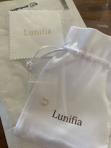 Customer photo review of Louise - petite pierre