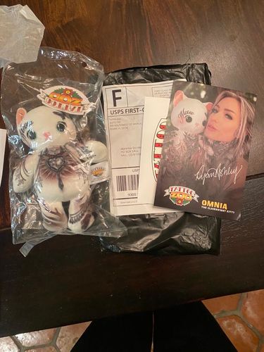 Customer photo review of Ryan Ashley Omnia Mini