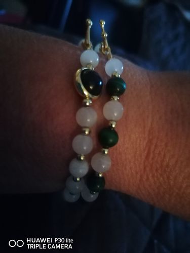 Customer photo review of Bracelet anti-douleur en malachite et pierre de lune | Or fin