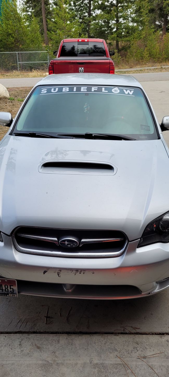 Customer photo review of SubieFlow Windshield Banners