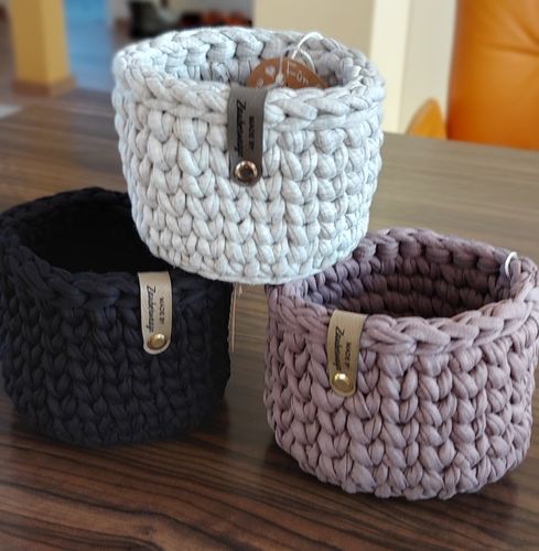 Customer photo review of Personalisierte Labels mit Chicago Screws - Kunstleder-Label mit Schrauben