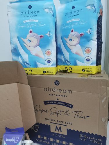 Customer photo review of Baby Mini Wet Wipes (7 Wipes)