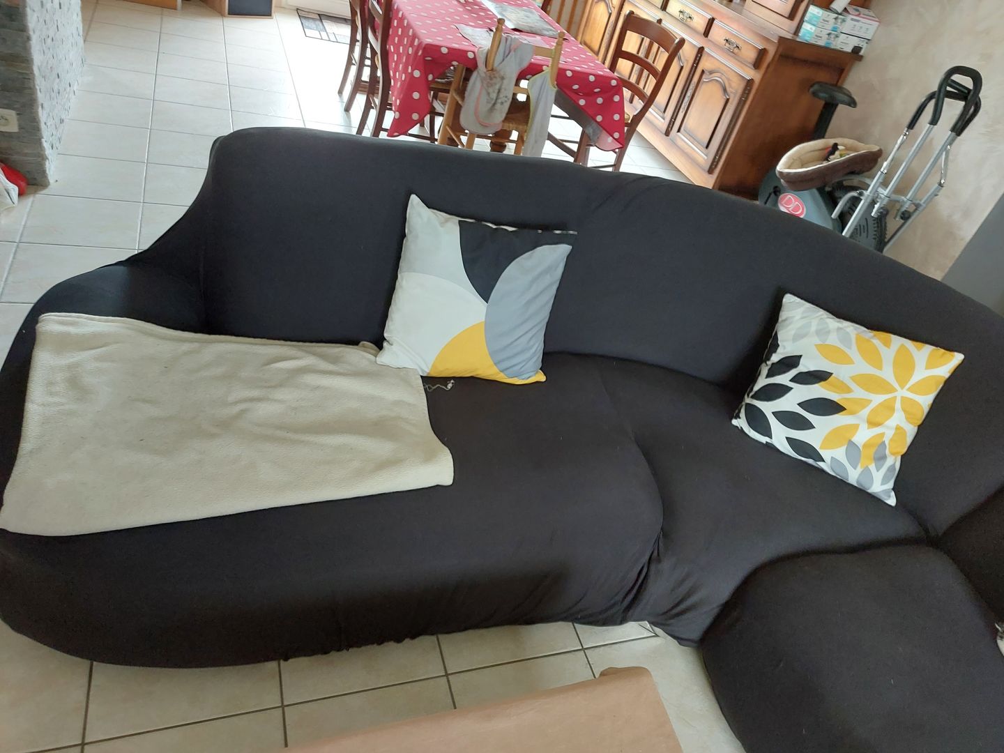 Customer photo review of Noir - Housses Extensibles de Fauteuil et Canapé