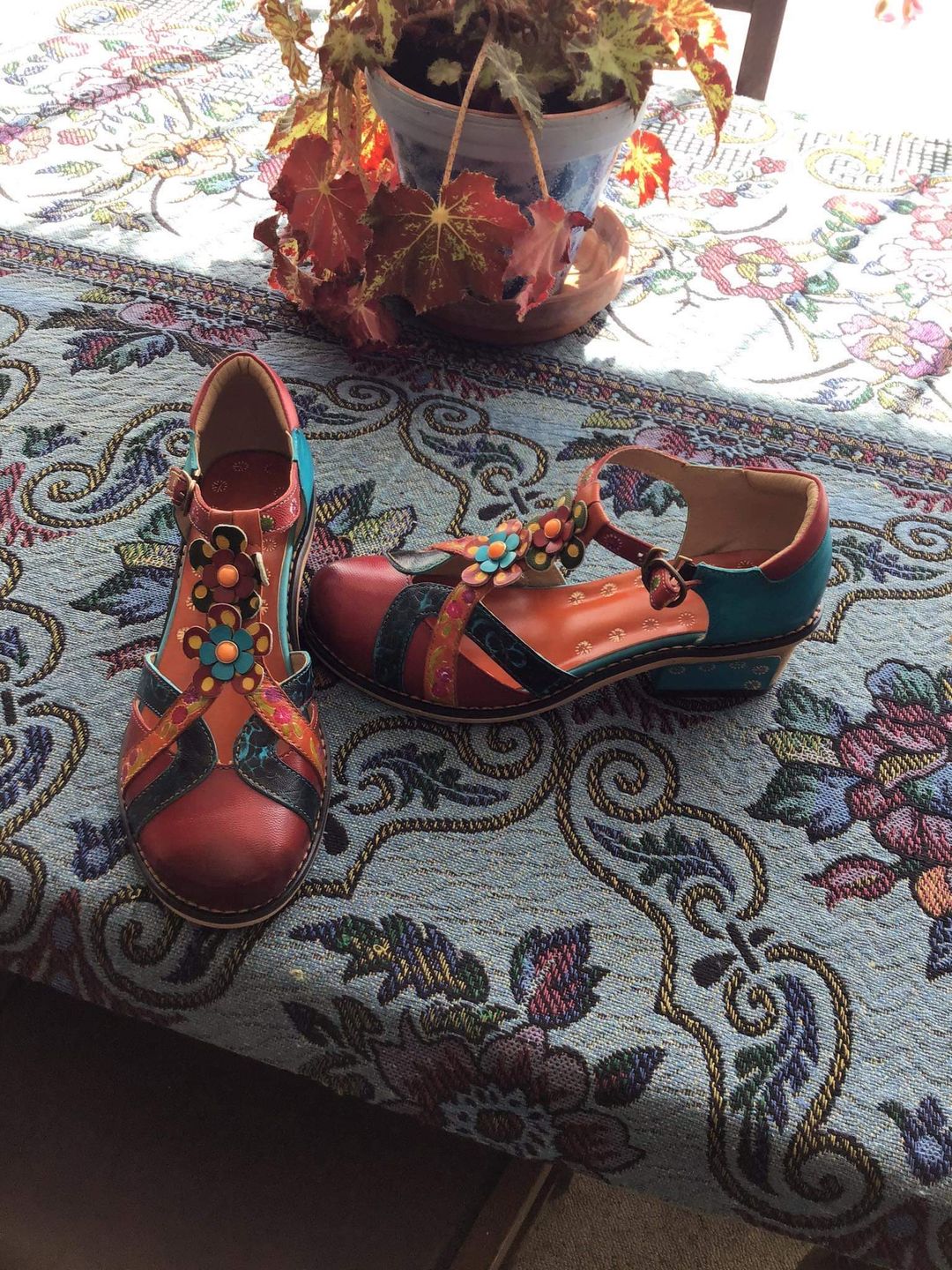 Customer photo review of Hand Painted Genuine Leather Handmade Pattern Sandals