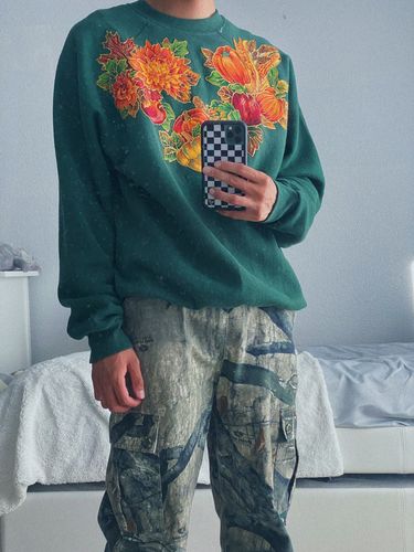 Customer photo review of Mossy Oak Tree Camo Cargo Pants Size Small