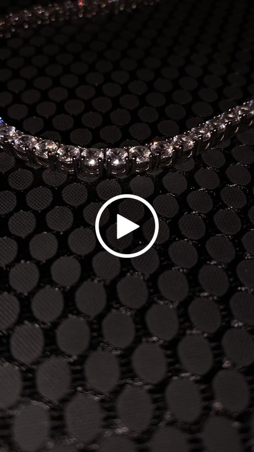 Customer video review of ICE BREAKER. - 4MM WHITE GOLD