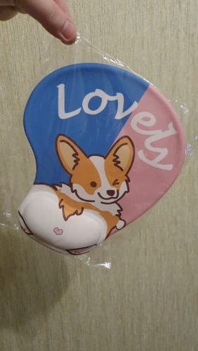 Customer photo review of Squishy Mouse Pad with Wrist Support