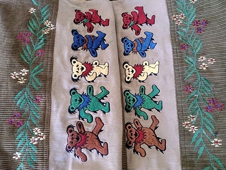 Customer photo review of Grateful Dead Dancing Bear Corduroy Messenger Bag