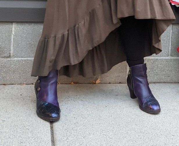 Customer photo review of Retro Handmade Floral Stitching Button Boots