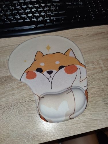Customer photo review of Squishy Mouse Pad with Wrist Support