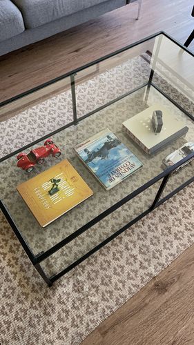 Customer photo review of Mesa de centro Rectangular 120 NEGRA dos niveles GLASS