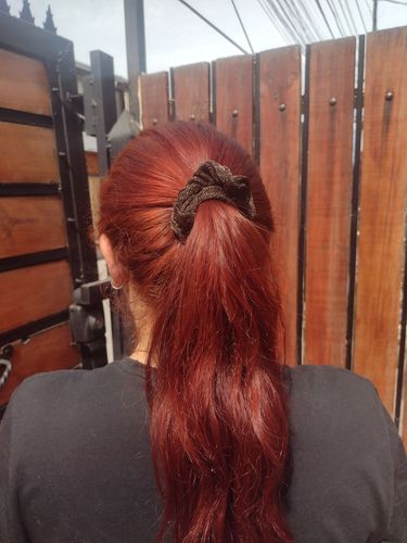 Reseña con foto de un cliente sobre Pack 2 Hennas Jamila BAQ Premium - Cobrizo Intenso y Duradero 🔥 👩🏼‍🦰